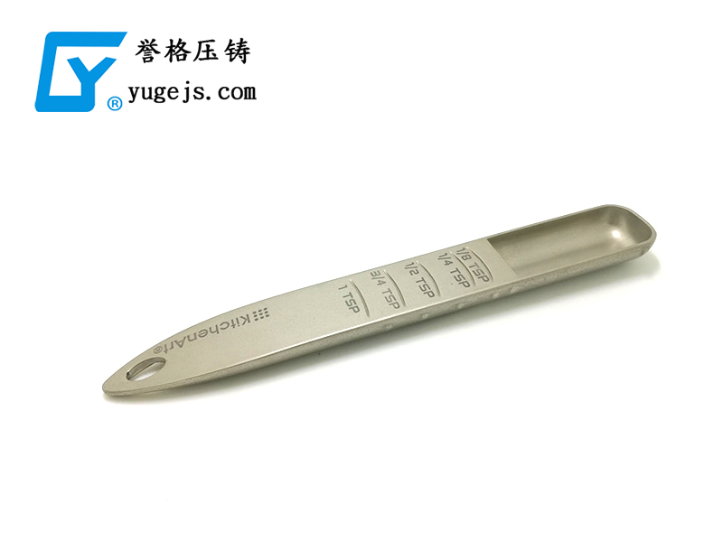 澆口位置的確定,鋁合金壓鑄廠開(kāi)模的第一步 澆口位置的確定,鋁合金壓鑄廠開(kāi)模的第一步